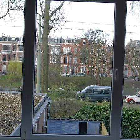 Bed & Breakfast Bed & Breakfast Obrechtstraat