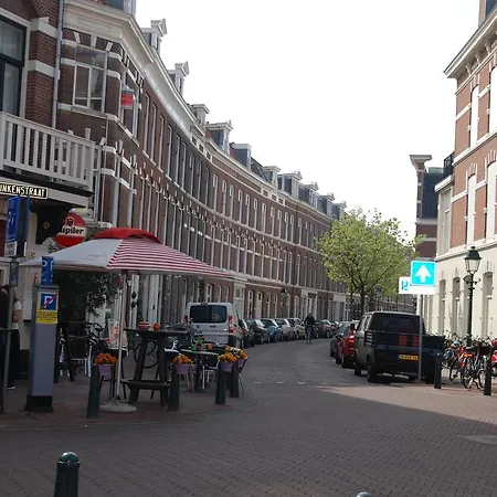 Bed & Breakfast Obrechtstraat The Hague